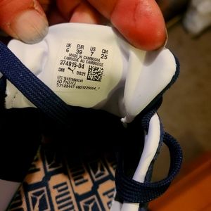 Puma Suede Navy Blue & White US size 7 Sneakers in Great Like New condition.